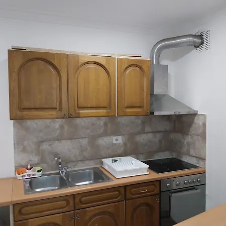 Apartment Budget Balkanika Belgrade